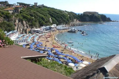 Vada Villetta A 300 Mt Dal Mare 8 Posti Letto Holiday home